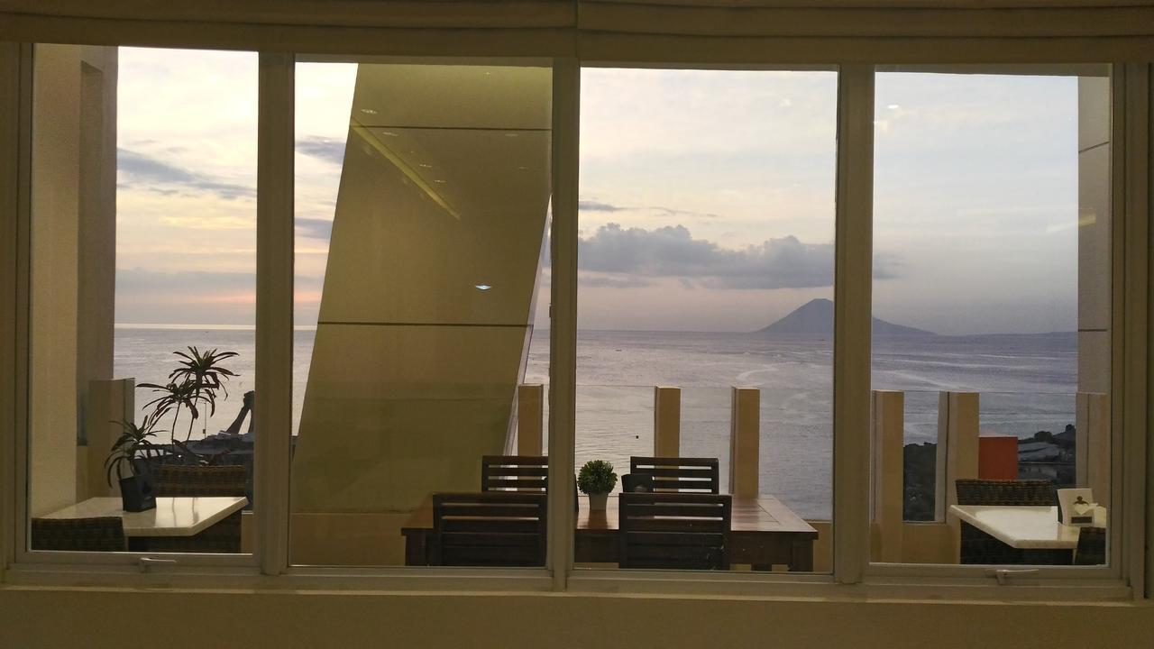 Big Fish Hotel Manado Zewnętrze zdjęcie