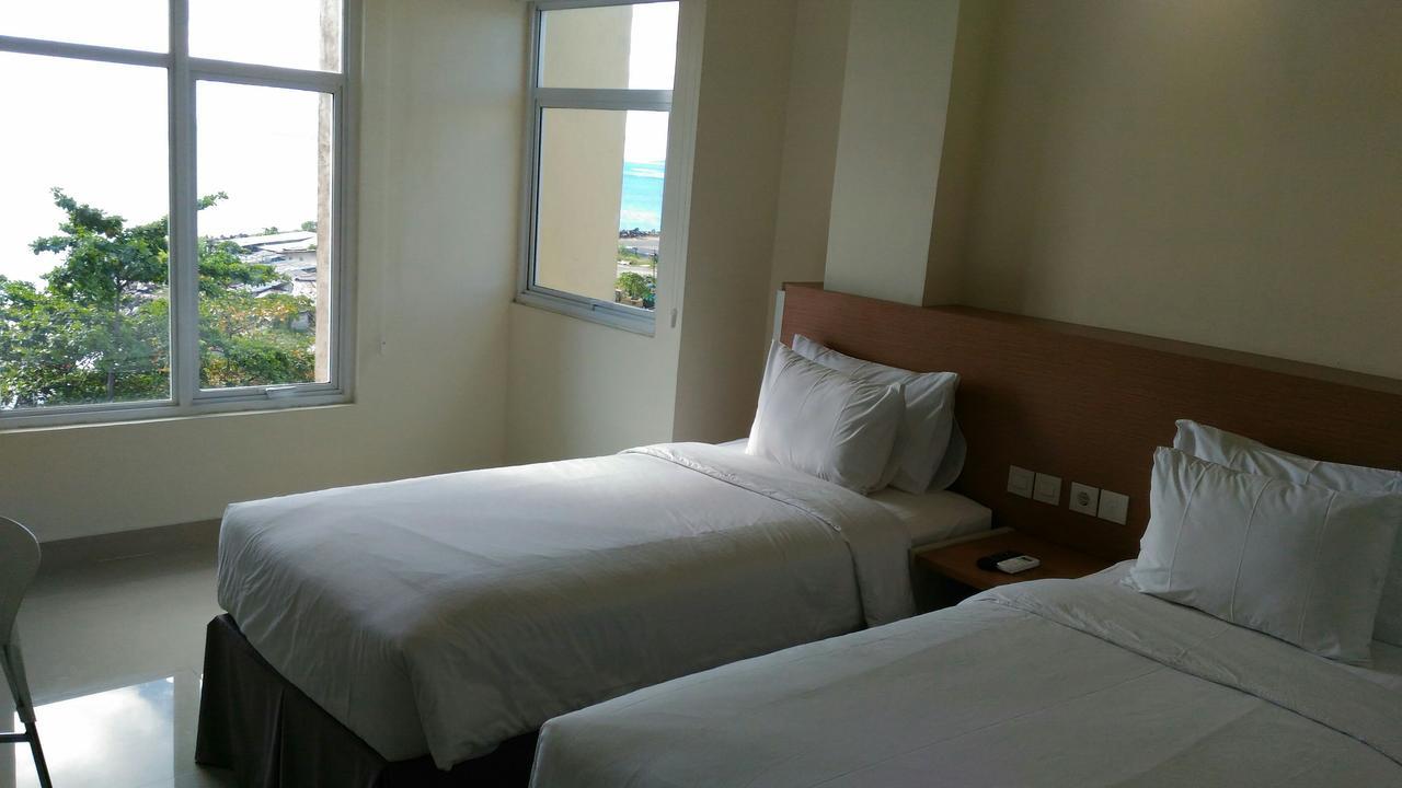 Big Fish Hotel Manado Zewnętrze zdjęcie