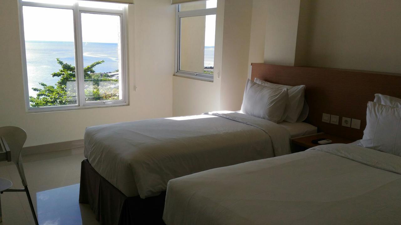 Big Fish Hotel Manado Zewnętrze zdjęcie