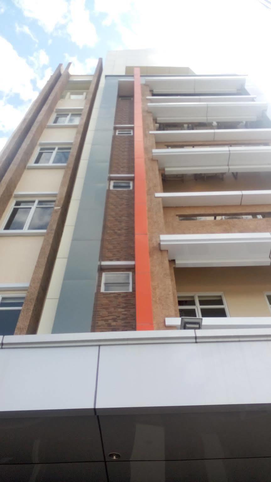 Big Fish Hotel Manado Zewnętrze zdjęcie