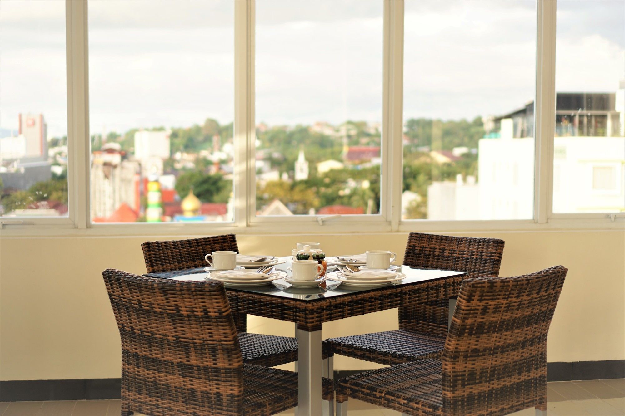 Big Fish Hotel Manado Zewnętrze zdjęcie